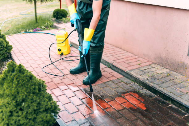 Best Driveway Pressure Washing  in Midway North, TX